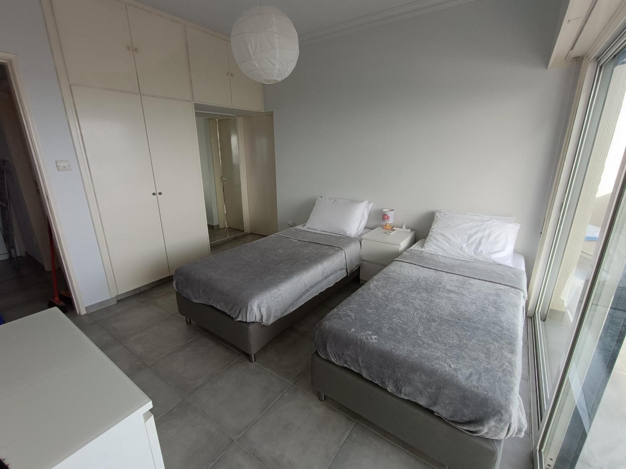 Julie'S Beach House Ворокліні Екстер'єр фото